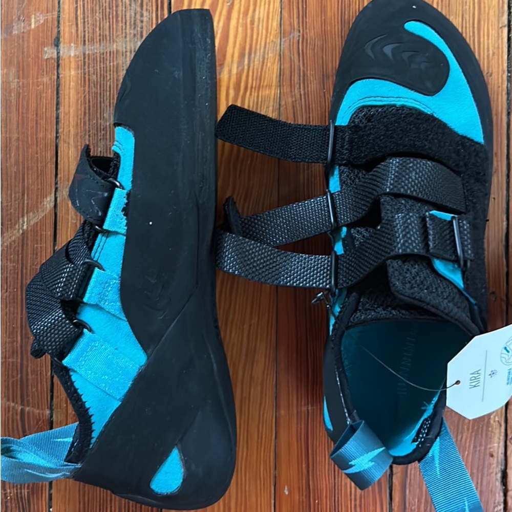Kira Evolv Climbing Shoes